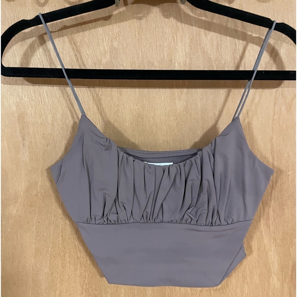 BETTER BE-milk maid crop tank
